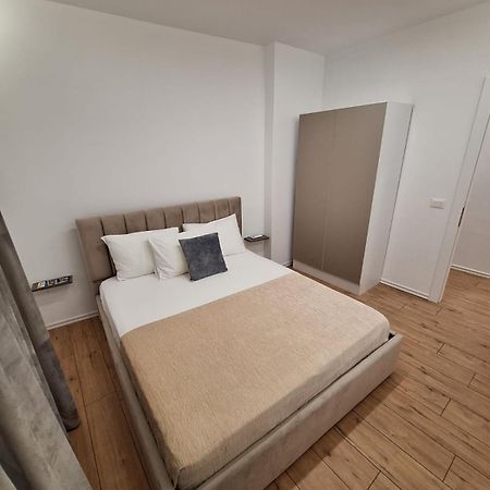 Enea Apartments 2 Tirana Bagian luar foto