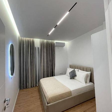 Enea Apartments 2 Tirana Bagian luar foto